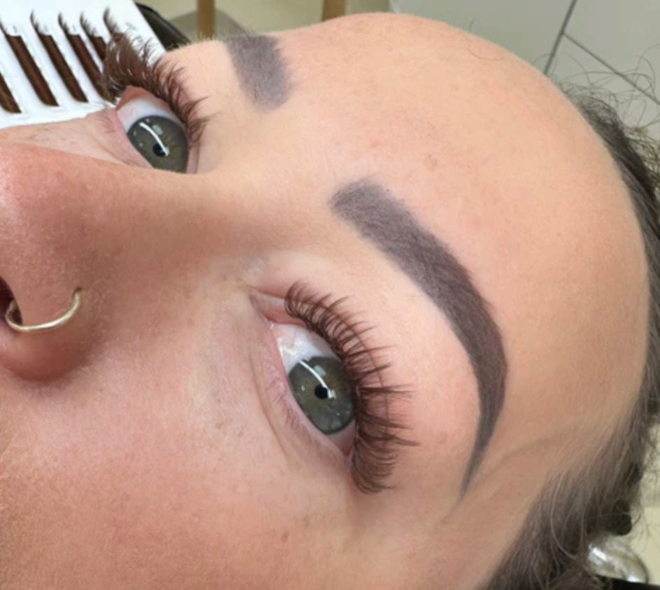 Lash Extension Trends to Try This Summer