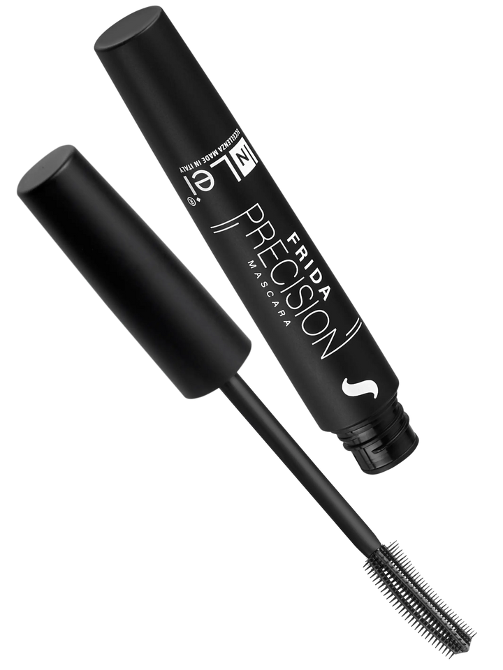 precision mascara no smudge long lasting