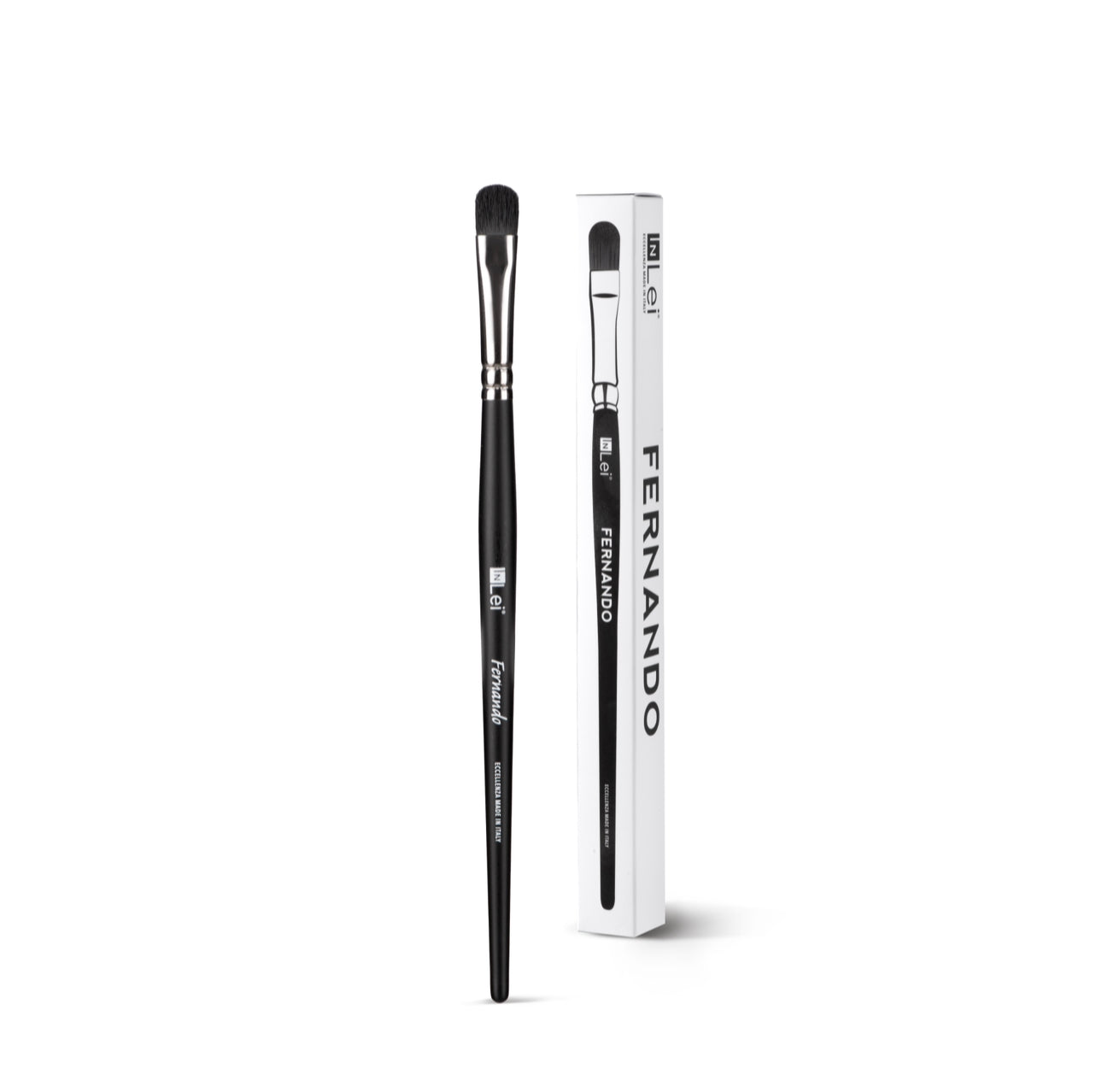 Professional soft brush for lash line and brow prep by InLei