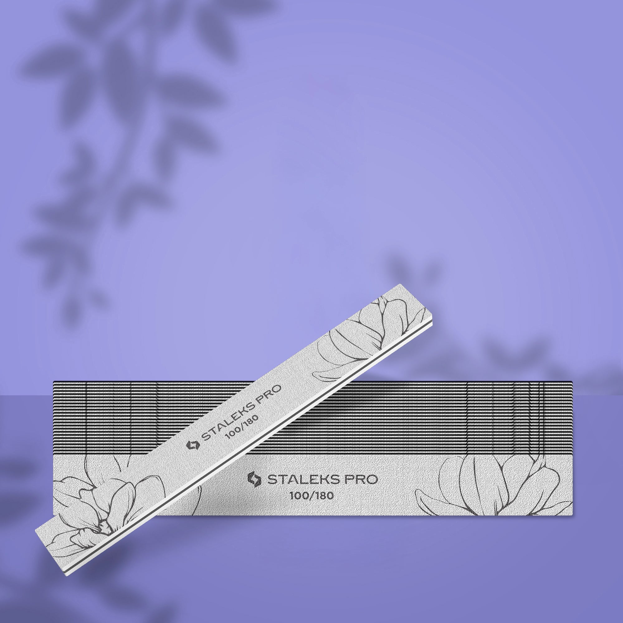 Professional dual grit nail file for natural and artificial nails